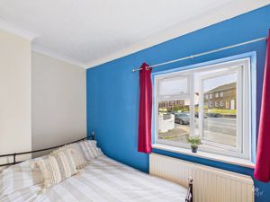 BEDROOM- click for photo gallery